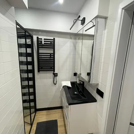 Apartament Czysta 33 *